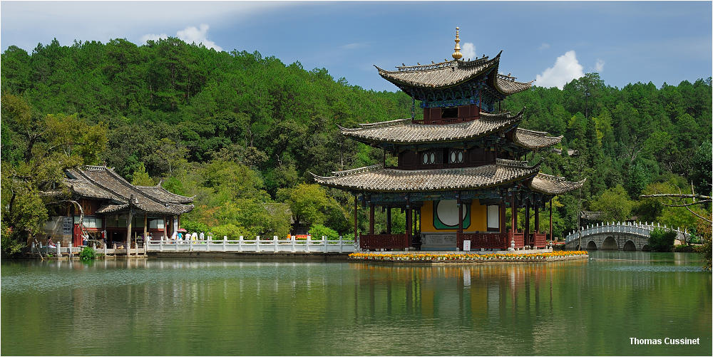 Accueil/Voyage en Chine - Aot 2006 - Mise en ligne par tape de voyage/4me tape - Lijiang - Lac du Dragon Noir - Chine_Lijiang_Lac_du_dragon_noir_dsc_2066_site