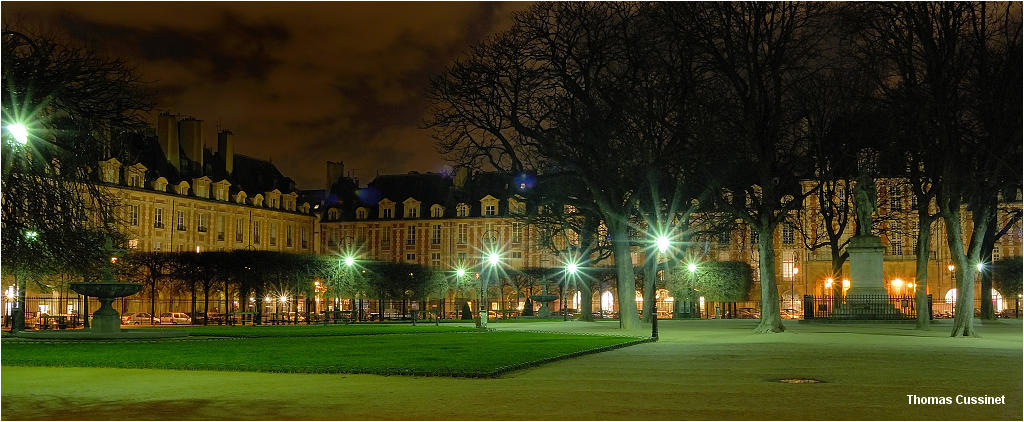 Accueil/Paris - La nuit - Place_des_Vosges__dsc0594_site